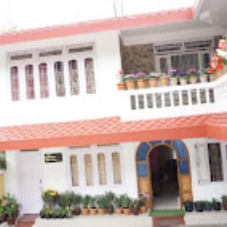 Come Inn Homestay, 타왕 외부 사진
