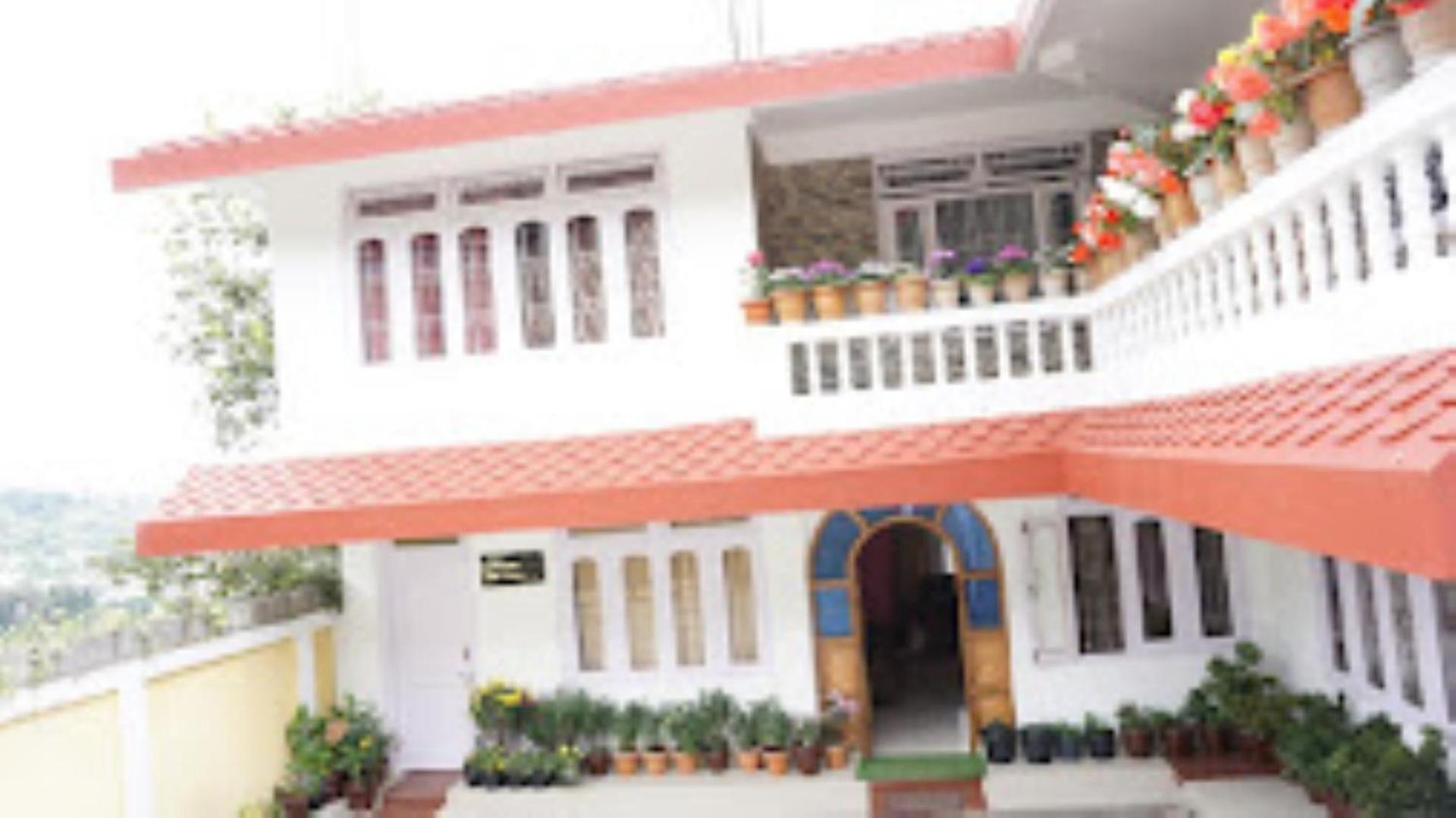 Come Inn Homestay, 타왕 외부 사진